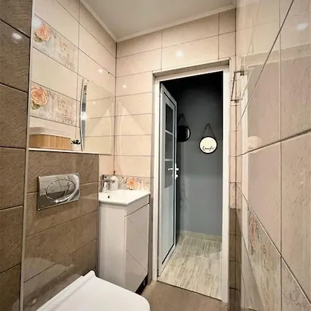 Apartment In The Center Next To Ndk *