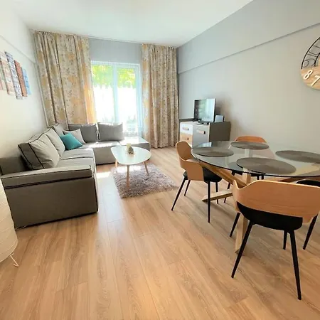 Apartment In The Center Next To Ndk *